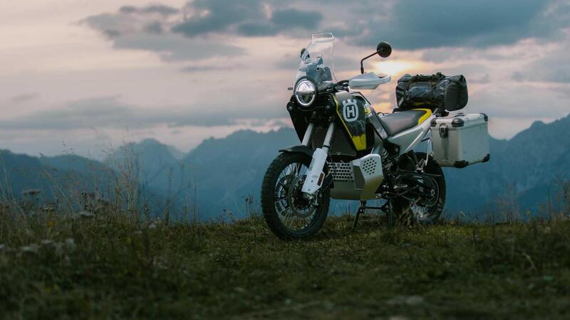 Norden 901 Expedition 2025. Husqvarna aggiorna la sua travel-adventure