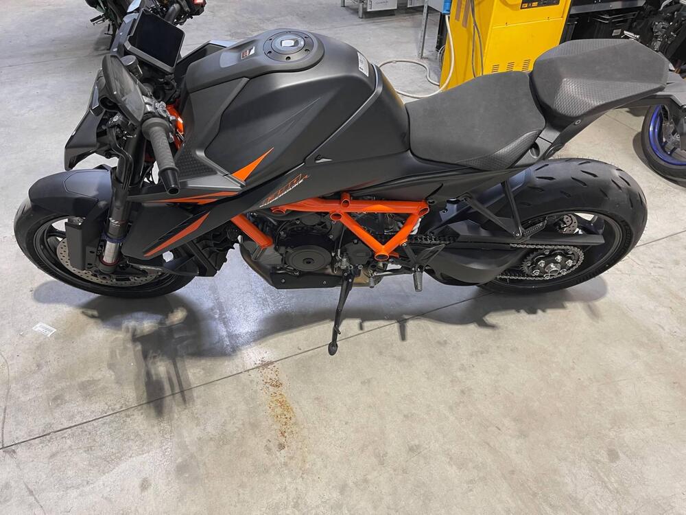 KTM 1390 Super Duke R EVO (2024) (2)