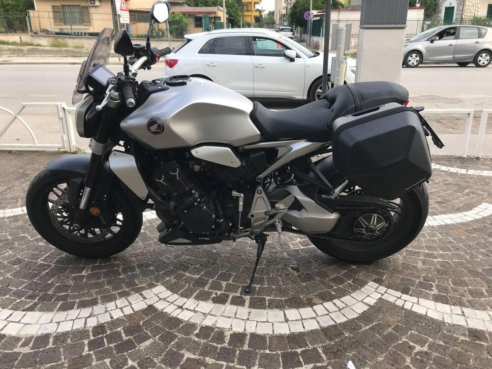 Honda CB 1000 R (2021 - 24) (3)