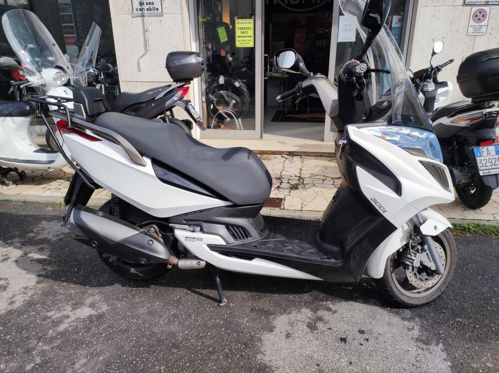 Kymco G-Dink 300i (2011 - 17) (3)