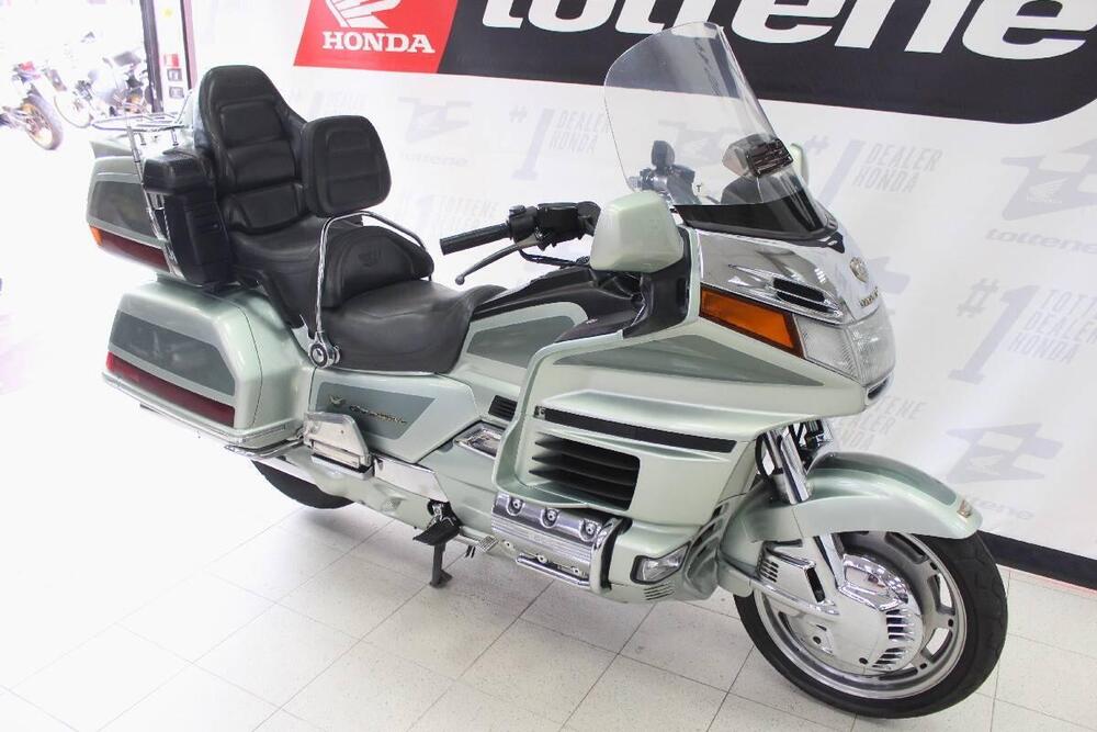 Honda GL 1500 SE Gold Wing (1991 - 02) (2)