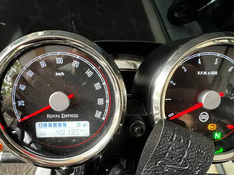Royal Enfield Interceptor 650 (2021 - 26) (4)
