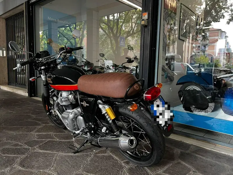 Royal Enfield Interceptor 650 (2021 - 26) (3)
