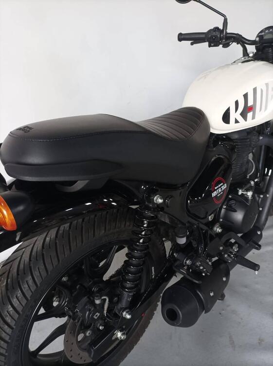 Royal Enfield HNTR 350 (2022 - 24) (4)