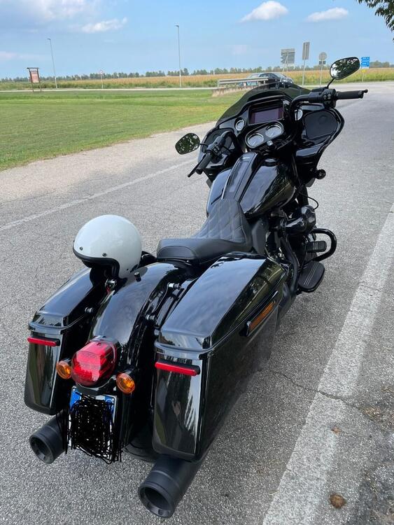 Harley-Davidson Road Glide ST (2022 - 23)