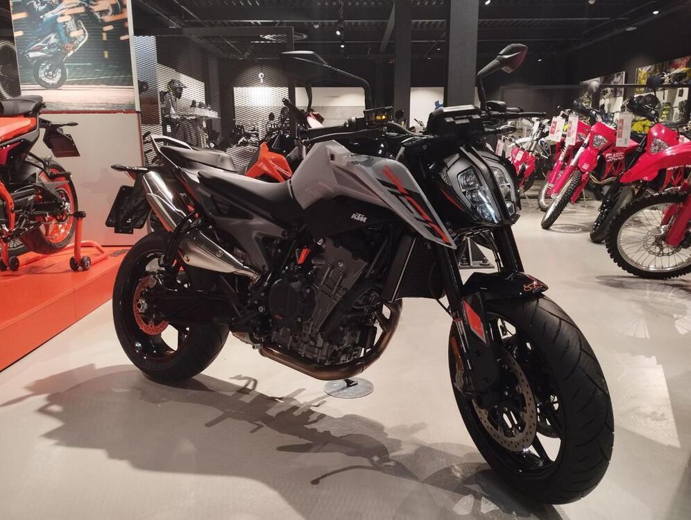 KTM 790 Duke L (2023 - 24) (2)