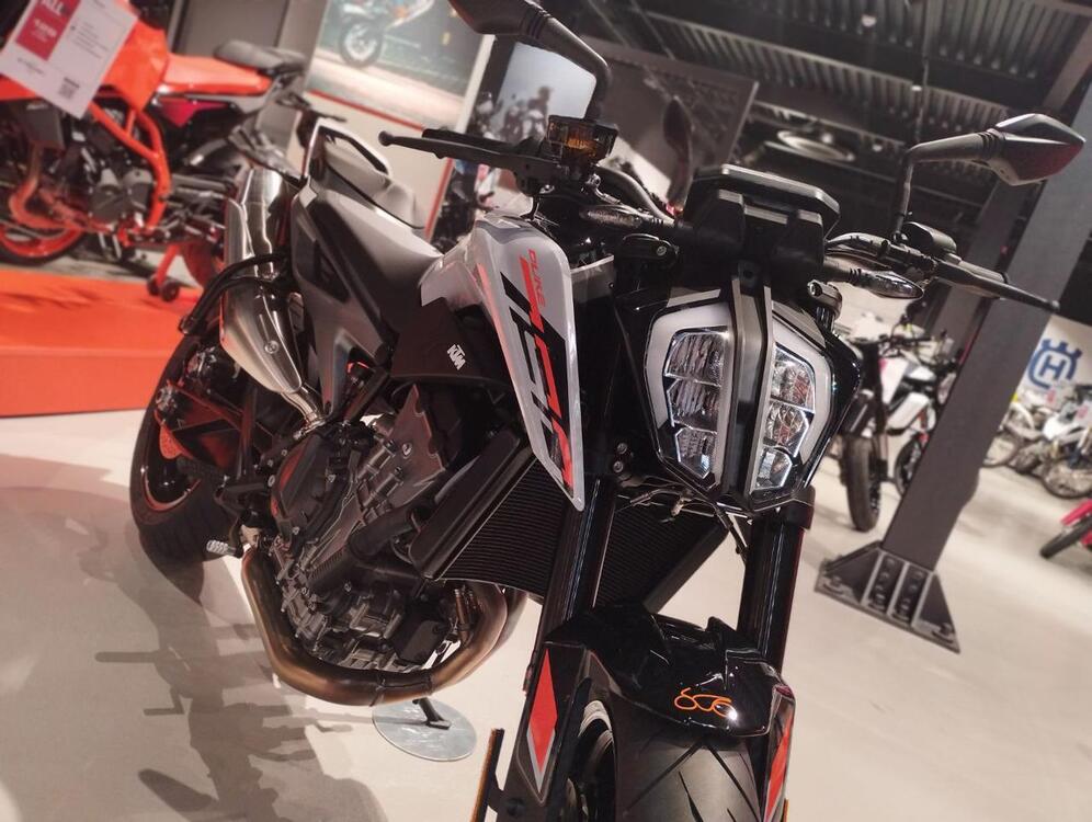 KTM 790 Duke L (2023 - 24) (3)