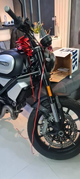 Ducati Scrambler 1100 Dark Pro (2020 - 24) (2)