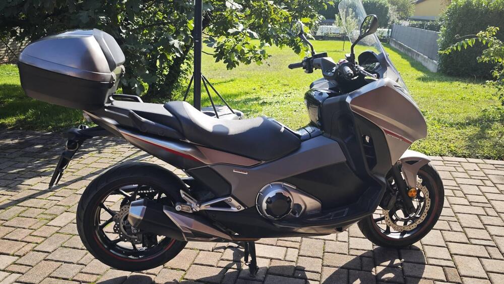 Honda Integra 750 DCT Sport (2017) (3)