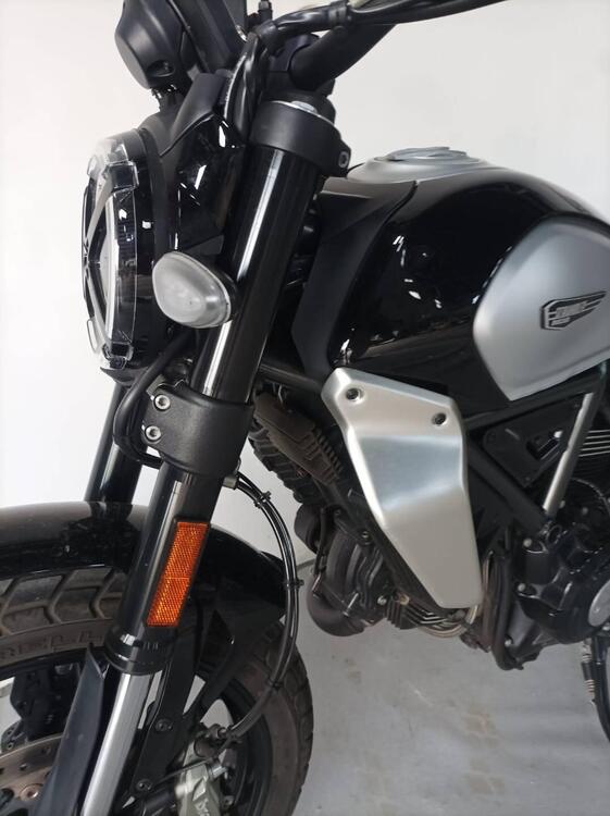 Ducati Scrambler 800 Icon (2023 - 24) (2)