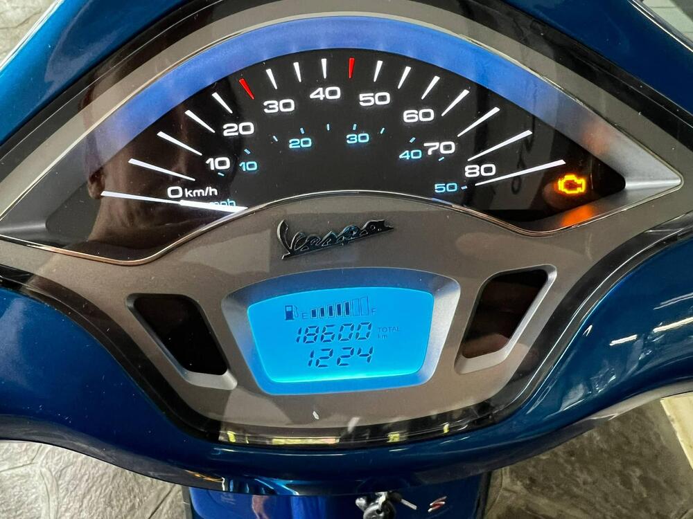 Vespa Primavera 50 (2021 - 23) (4)