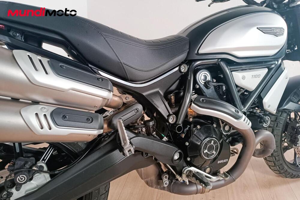 Ducati Scrambler 1100 Dark Pro (2020 - 24) (4)