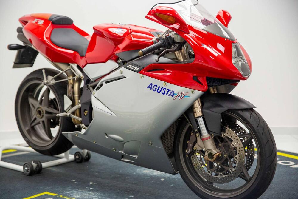 MV Agusta F4 750 S (2000 - 02) (2)