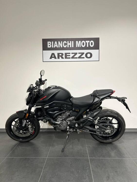 Ducati Monster 937 + (2021 - 24) (2)