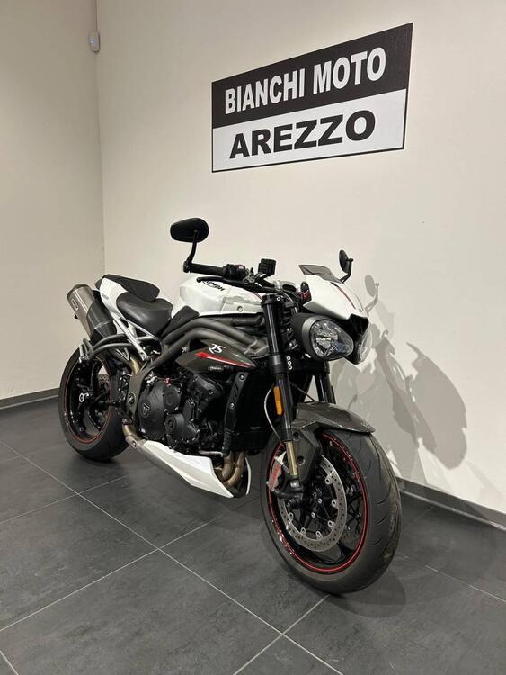 Triumph Speed Triple 1050 RS (2018 - 20) (4)