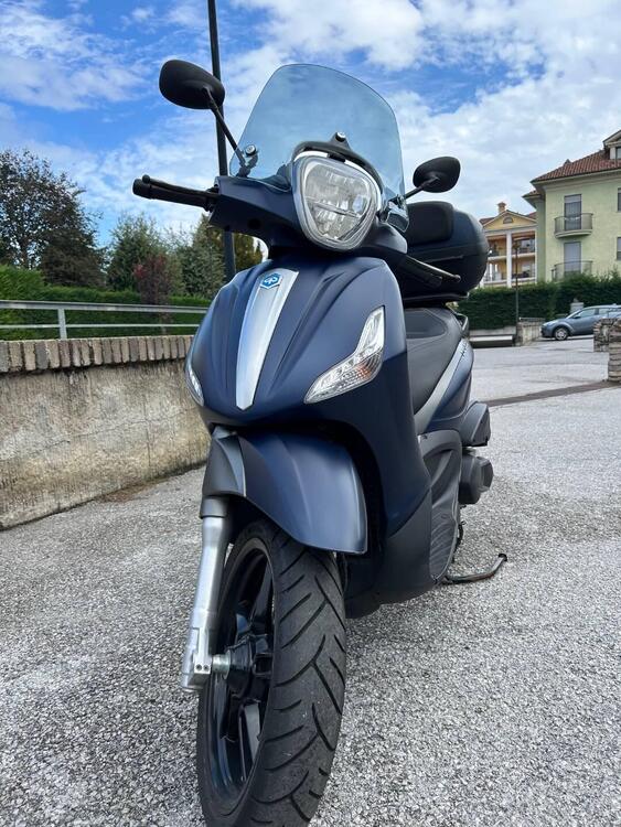 Piaggio Beverly 350 S ABS (2019 - 20) (2)