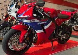 Honda CBR 600 RR (2024) nuova