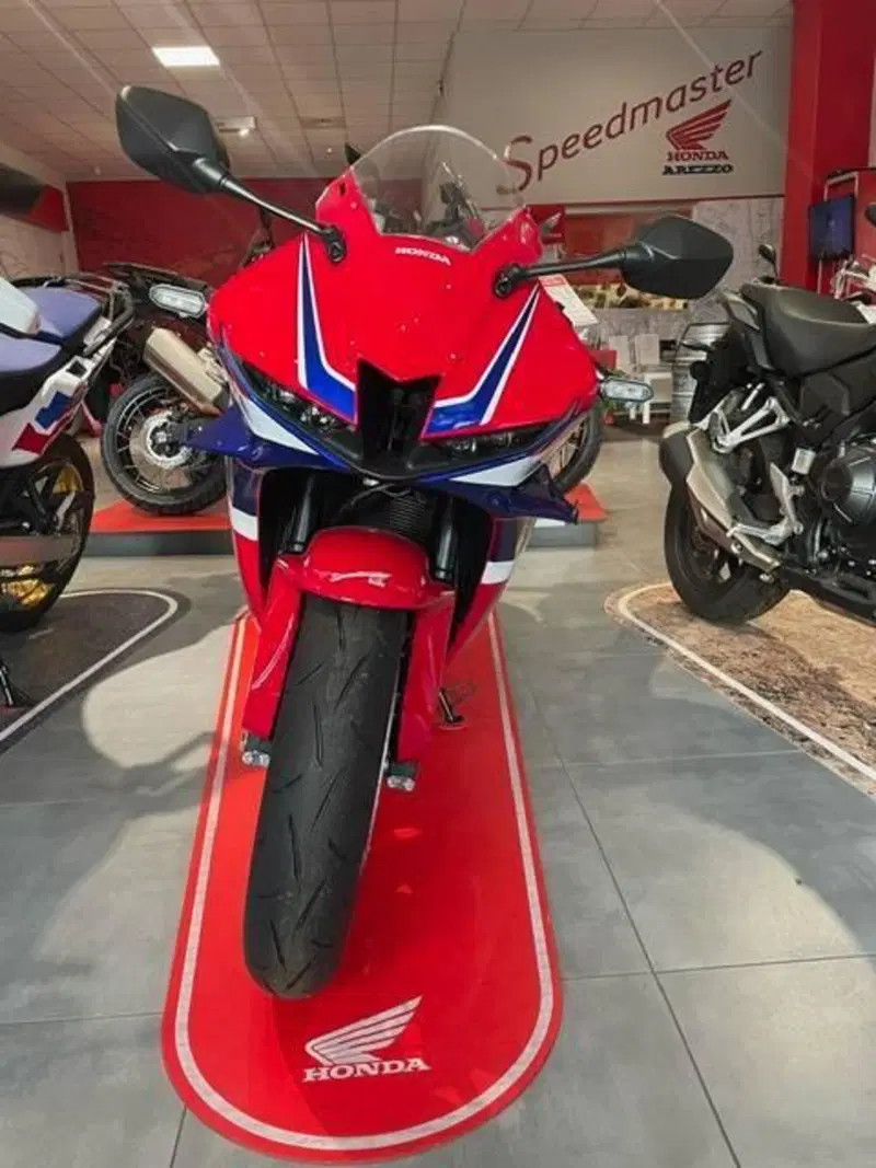 Honda CBR 600 RR (2024 - 26) (5)
