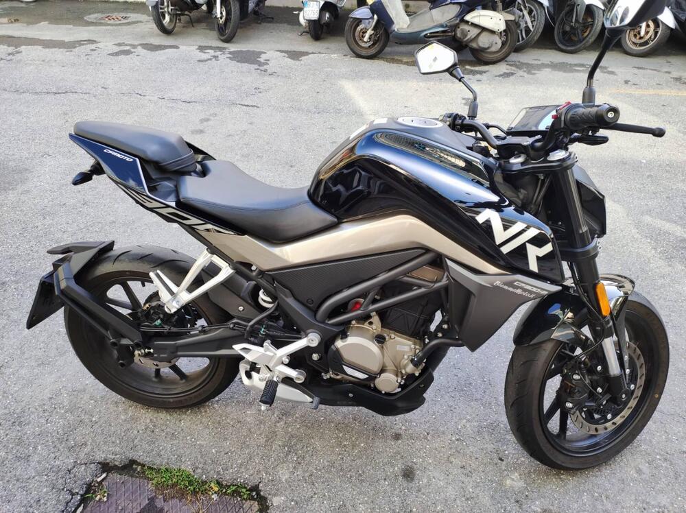 CFMOTO 300NK (2021 - 24)