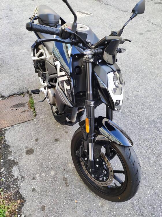 CFMOTO 300NK (2021 - 24) (3)