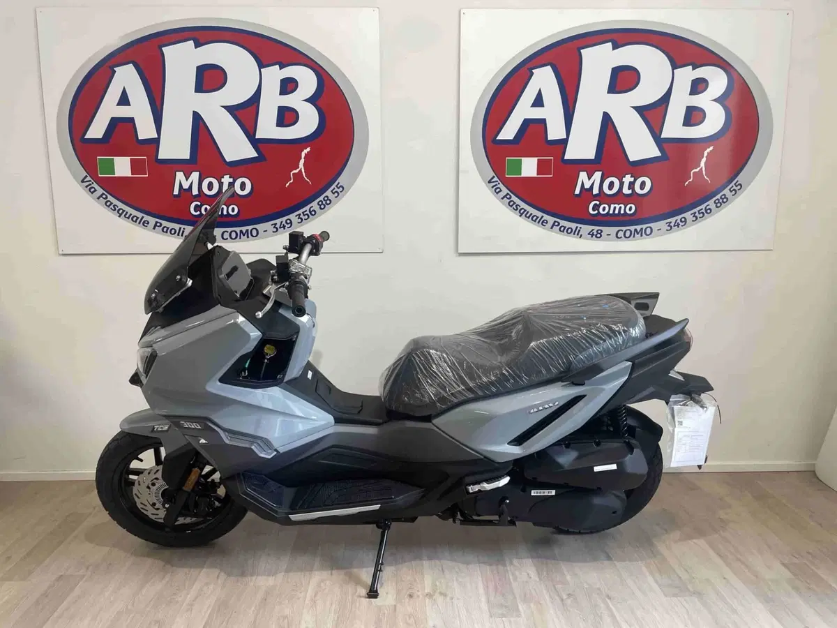 Sym ADX 300 (2024 - 26) (3)