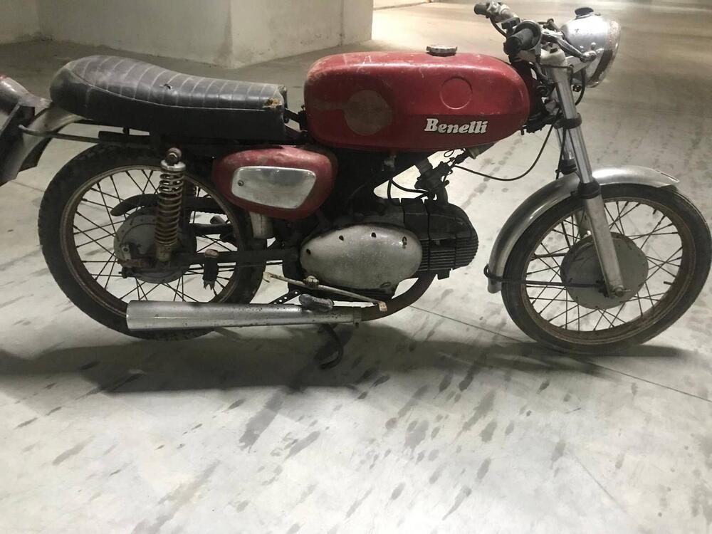 Benelli 125 Sport Special (2)