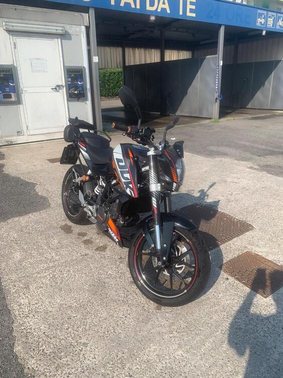 KTM 125 Duke (3)