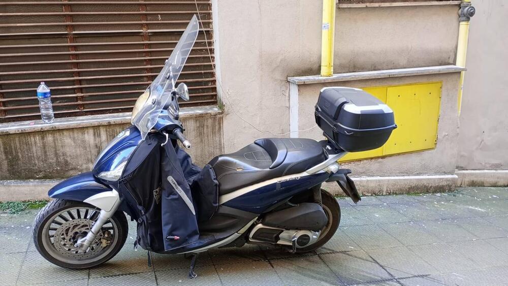 Piaggio Beverly 300 i.e. (2010 - 16) (3)