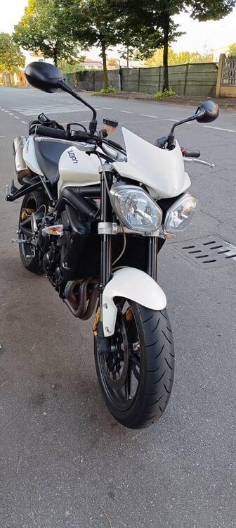 Triumph Street Triple R (2009 - 12)