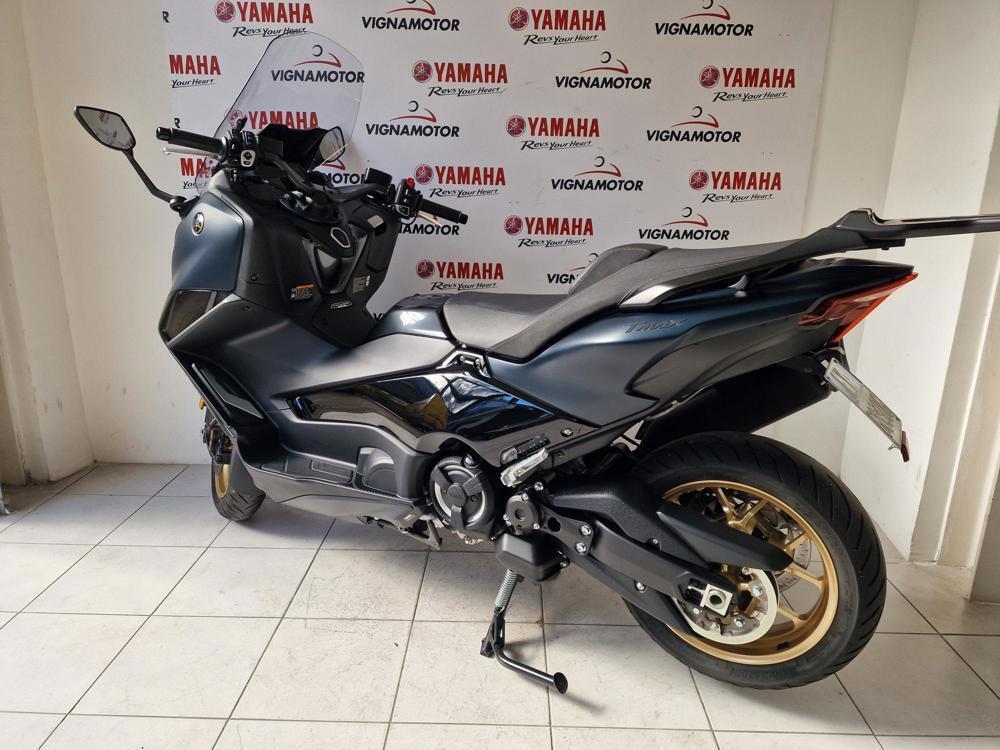 Yamaha T-Max 560 Tech Max (2022 - 24) (5)