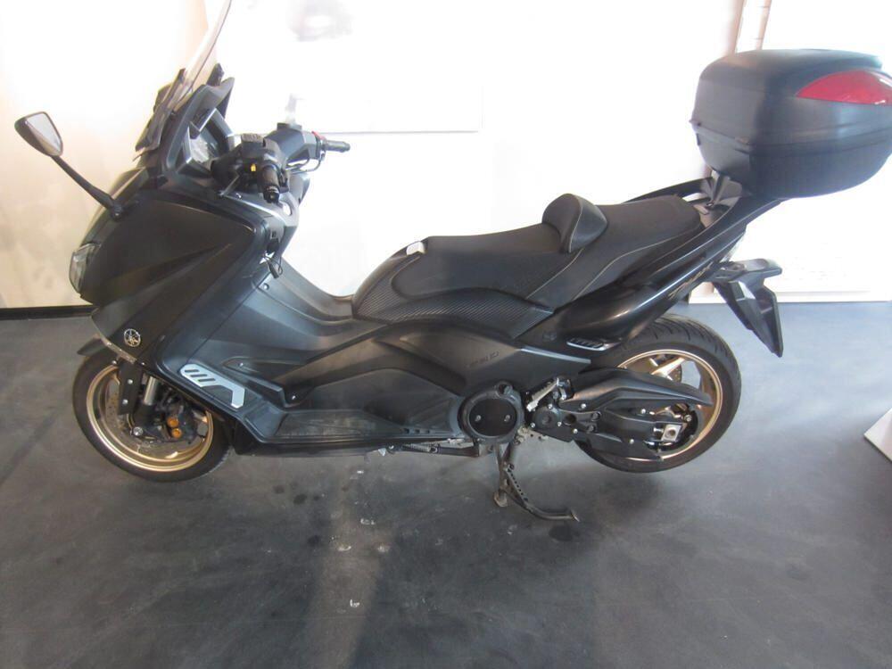 Yamaha T-Max 530 Iron Max ABS (2014 - 17) (2)