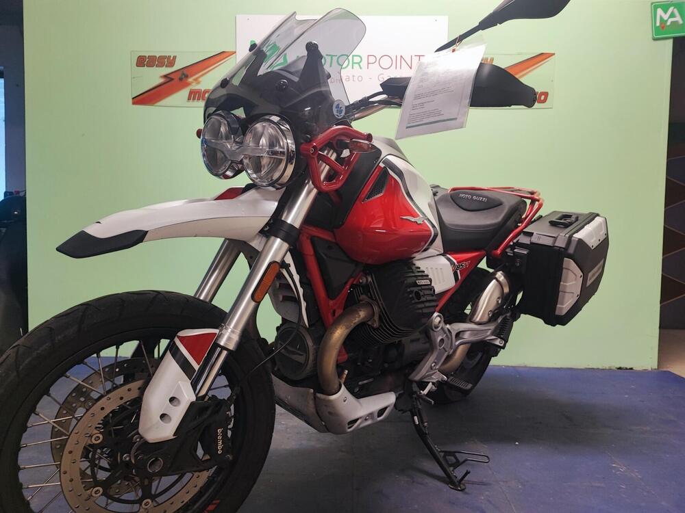 Moto Guzzi V85 TT Evocative Graphics (2019 - 20) (2)