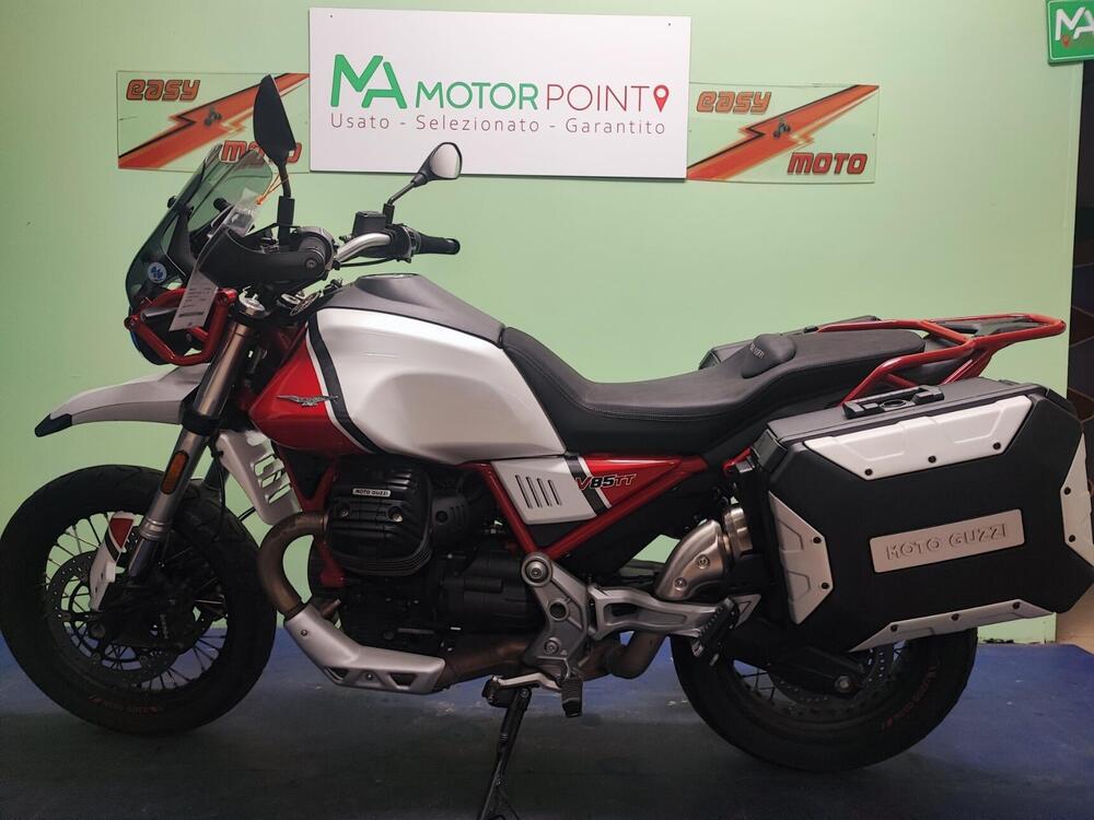 Moto Guzzi V85 TT Evocative Graphics (2019 - 20) (4)