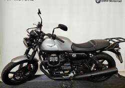 Moto Guzzi V7 Stone (2021 - 24) usata