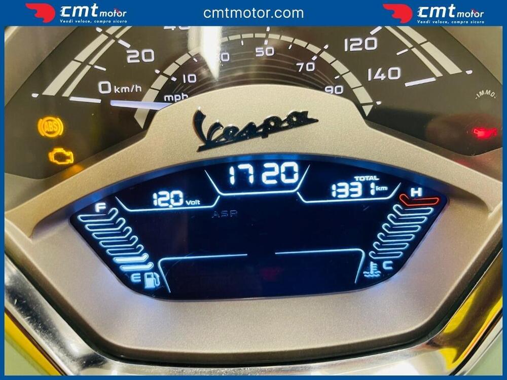 Vespa GTS 300 Super Hpe (2021 - 22) (5)