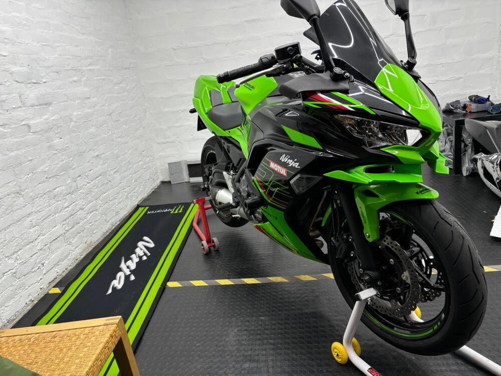 Kawasaki Ninja 650 (2021 - 25) (3)