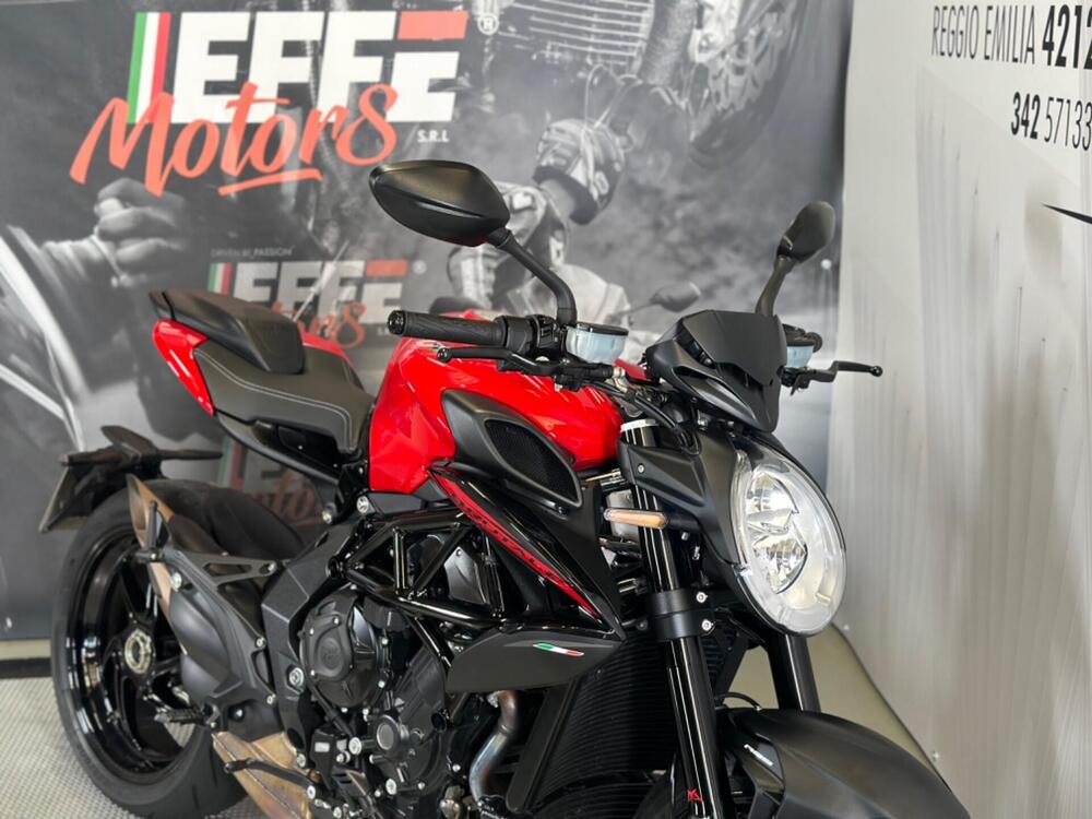 MV Agusta Brutale 800 Rosso (2021 - 23) (3)