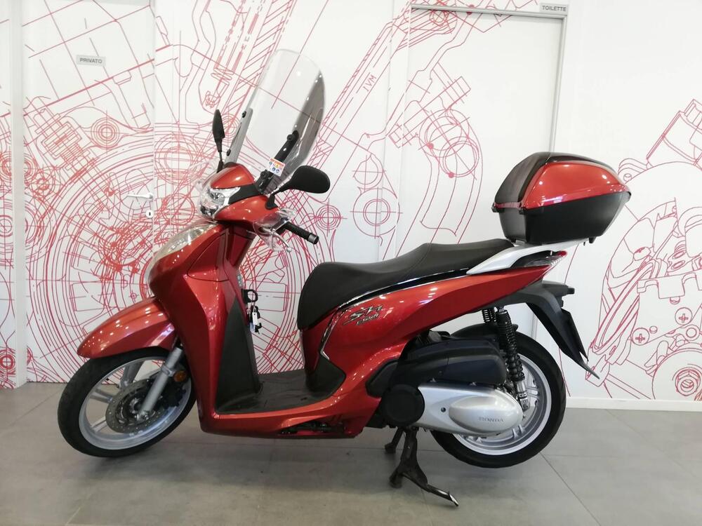 Honda SH 300 i ABS (2016 - 20) (2)