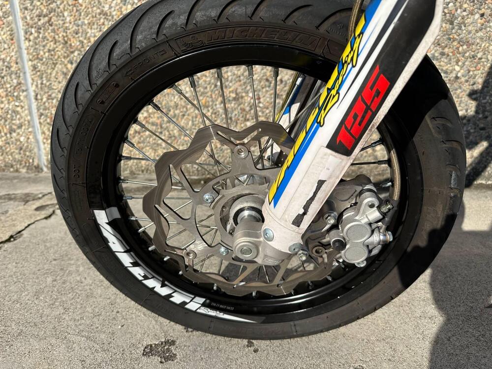 Valenti Racing SM 125 Z (2023 - 24) (5)