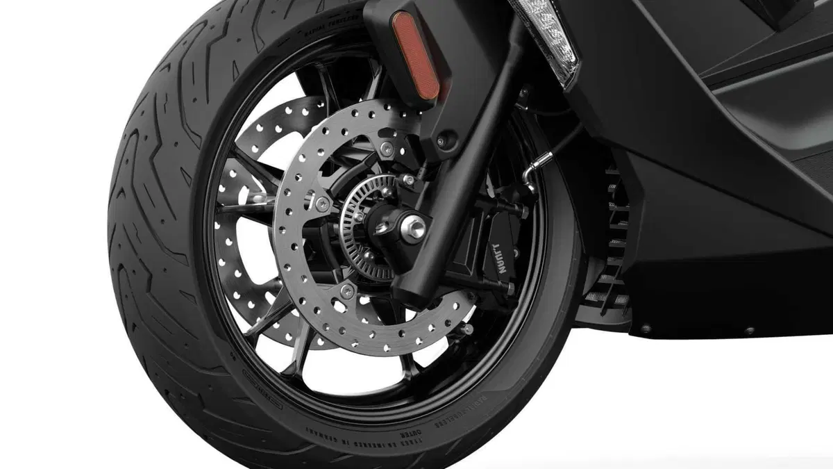 Bmw C 400 GT C 400 GT (2025 - 26) (9)