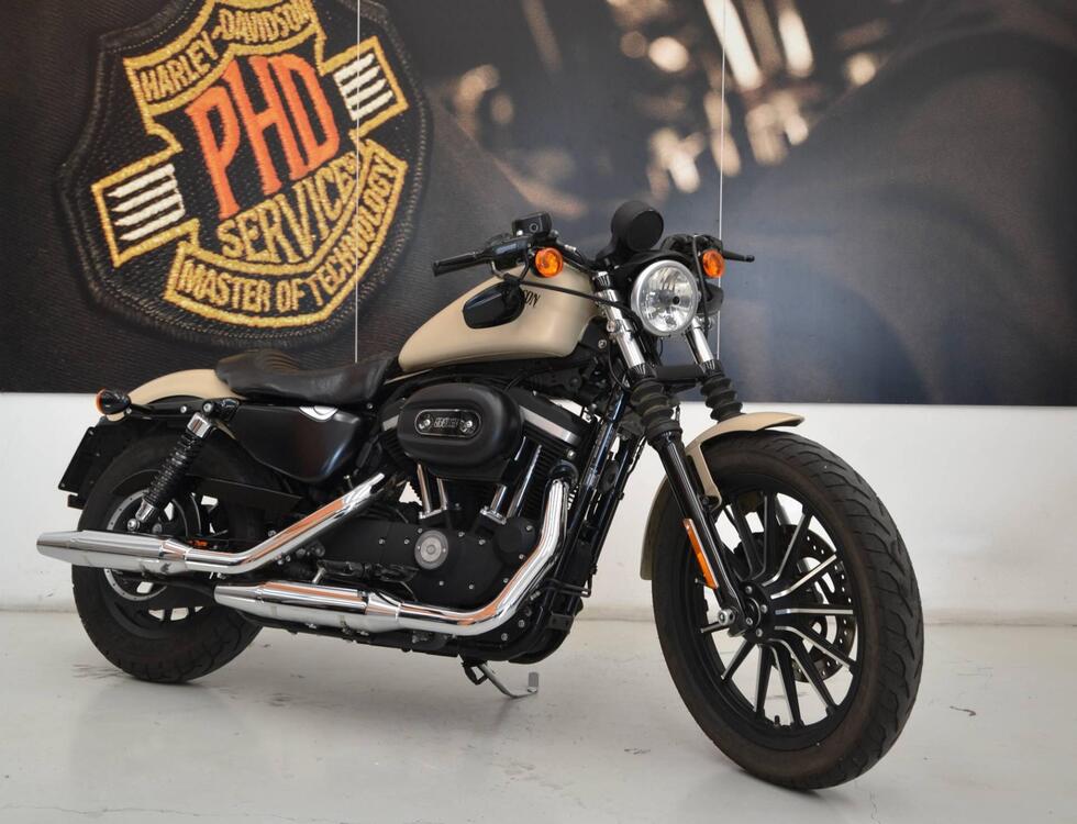 Harley-Davidson 883 Iron (2014 - 16) - XL 883N