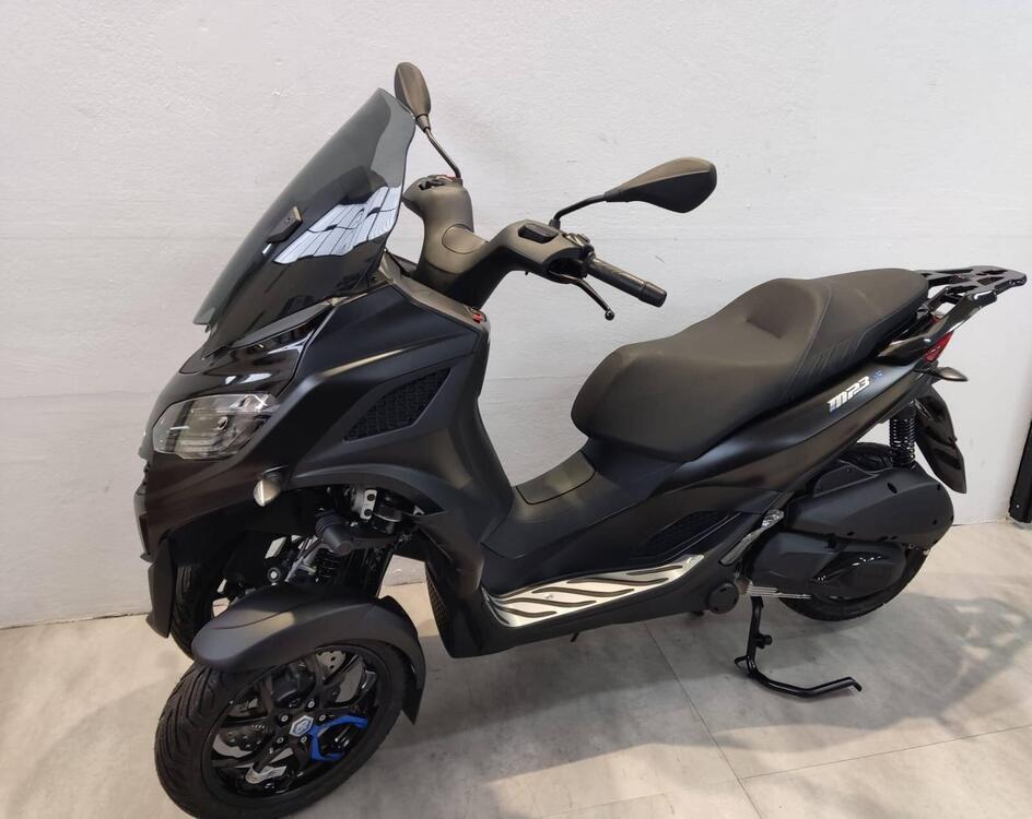 Piaggio MP3 310 Sport (2025) (2)