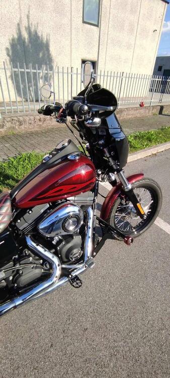 Harley-Davidson 1690 Street Bob (2017) - FXDB (3)