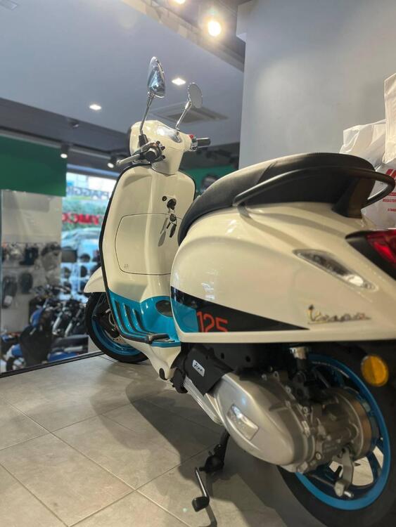 Vespa Primavera 125 Color Vibe (2023 - 24) (4)