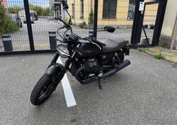 Moto Guzzi V7 Stone (2021 - 24) usata