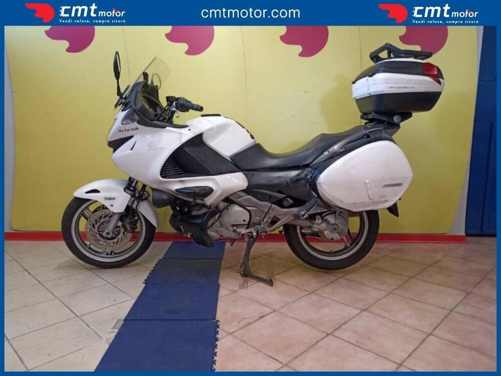 Honda Deauville 700 ABS (4)