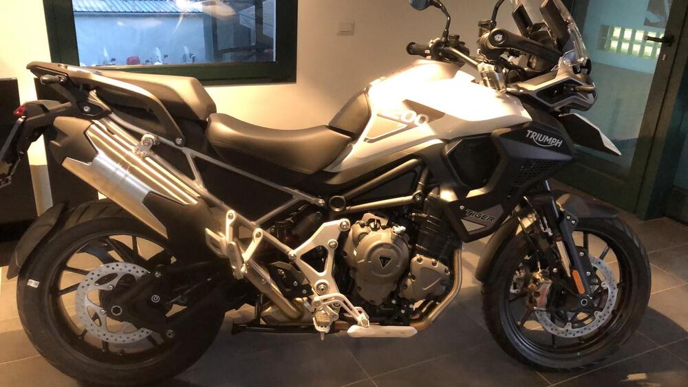 Triumph Tiger 1200 GT Pro (2022 - 23) (2)