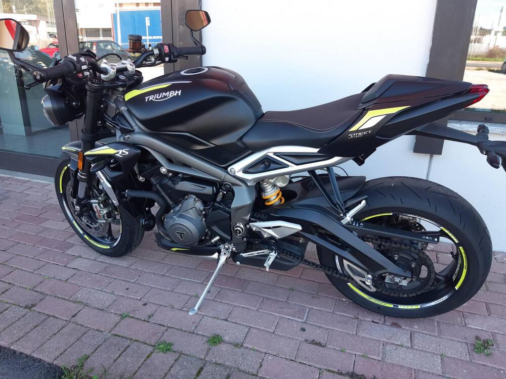 Triumph Street Triple RS (2020 - 22) (2)