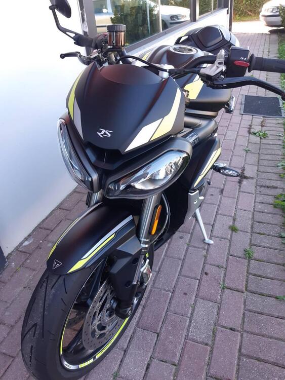 Triumph Street Triple RS (2020 - 22) (3)