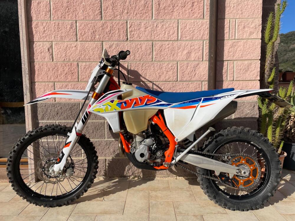 KTM EXC 350 F Six Days (2022) (2)